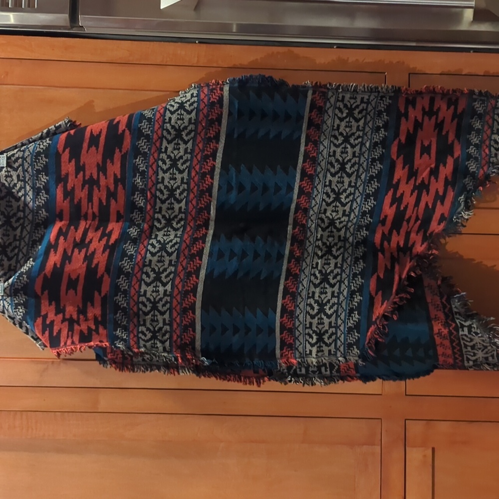 Aztec Shawl Wrap - Picture 4 of 4